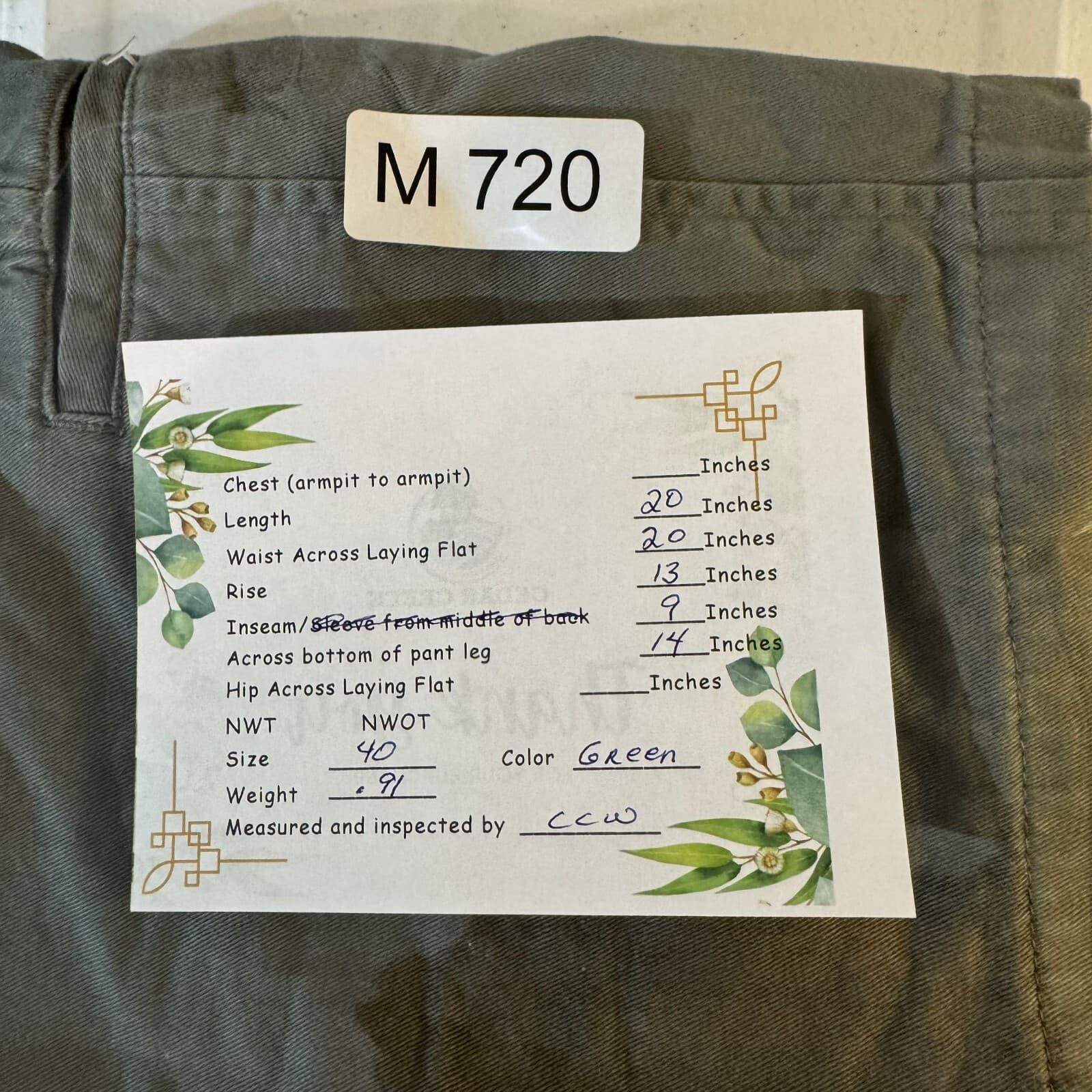 Saddlebred Men’s Green Cotton Pleated Casual Shorts, Size 40 – Excellent - Thumbnail 10