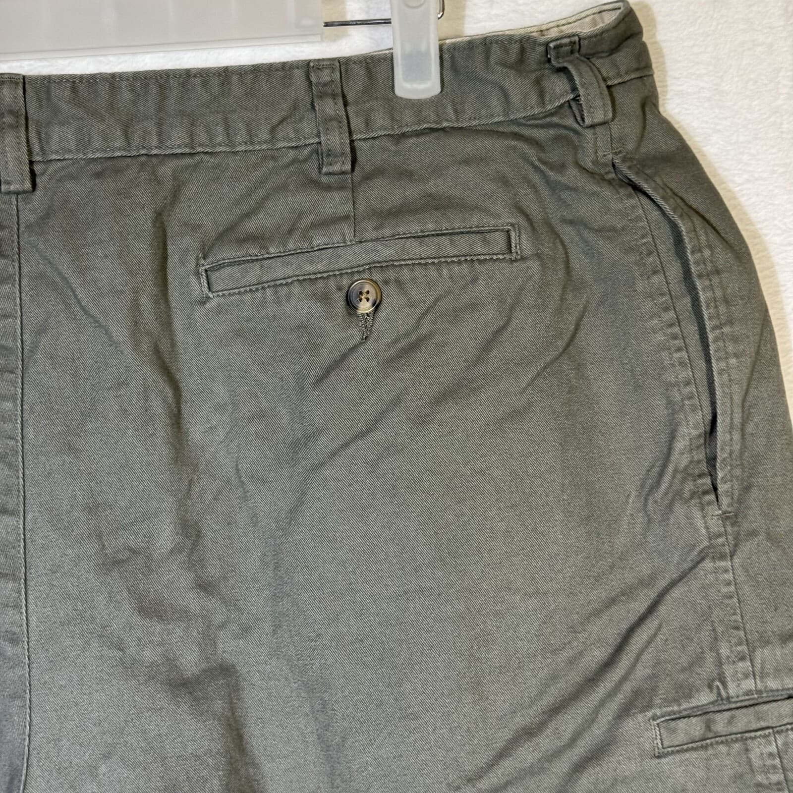 Saddlebred Men’s Green Cotton Pleated Casual Shorts, Size 40 – Excellent - Thumbnail 6