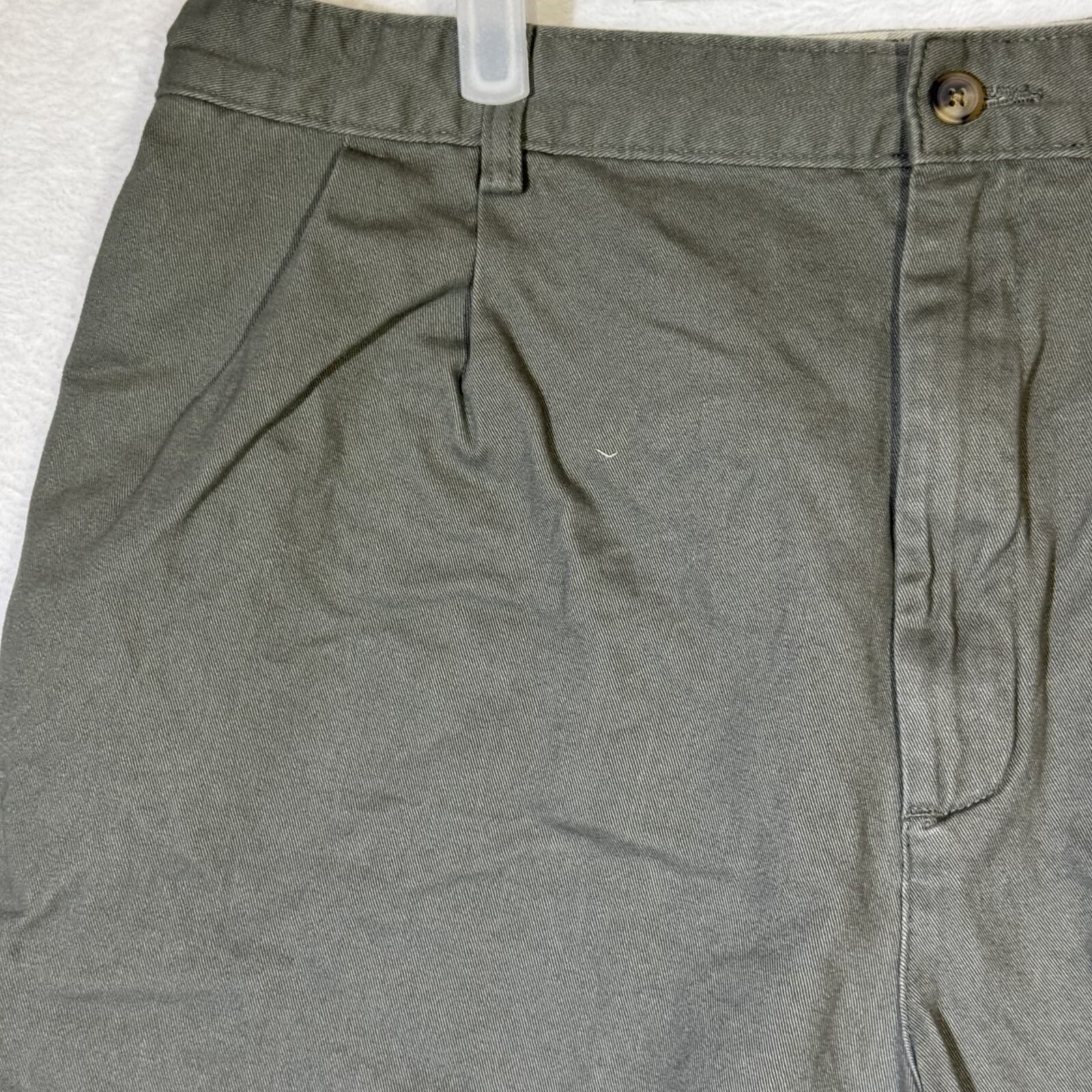 Saddlebred Men’s Green Cotton Pleated Casual Shorts, Size 40 – Excellent - Thumbnail 3