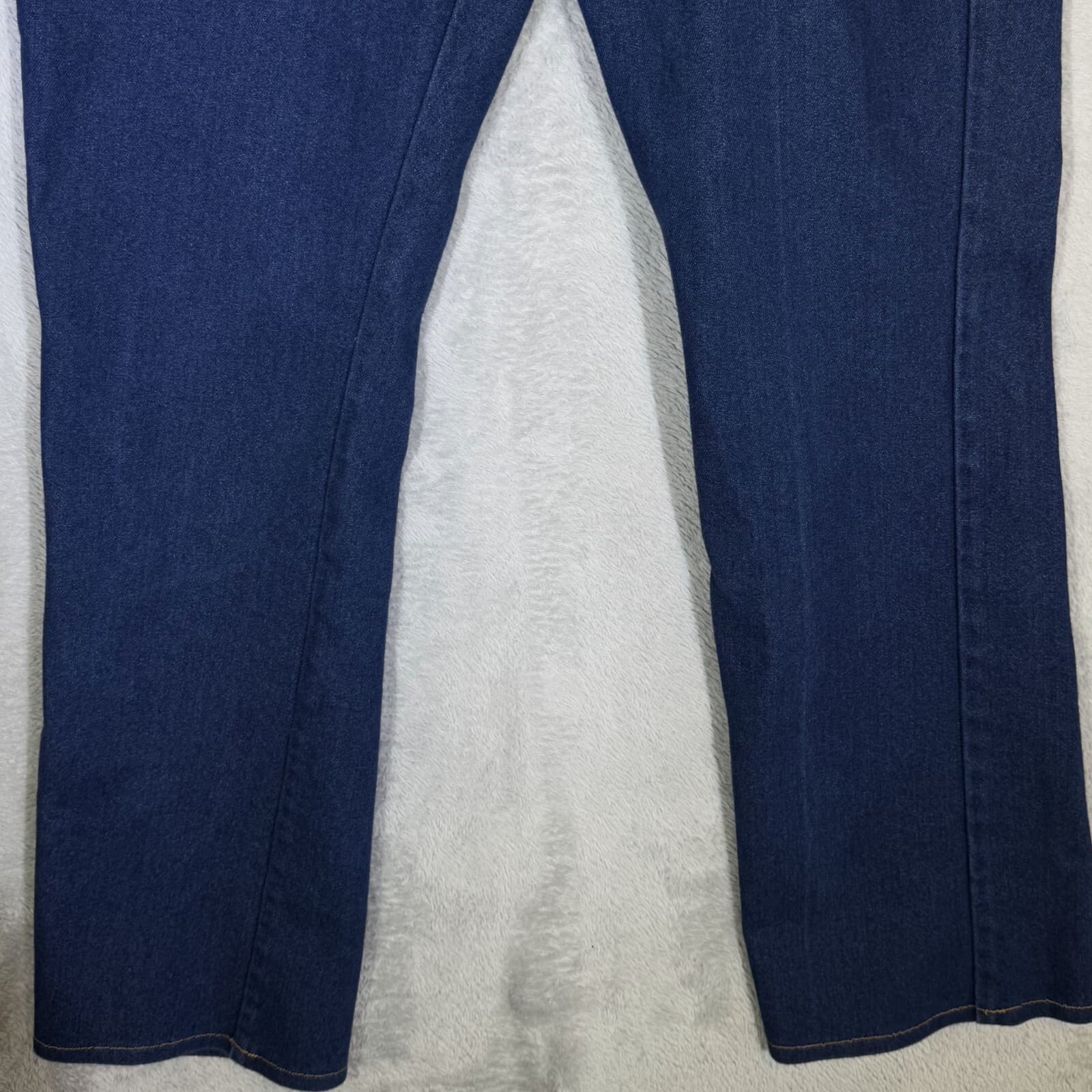 Levi’s 517 Men’s Jeans 38x34 Blue Denim Dark Wash Mid-Rise Bootcut - Thumbnail 5