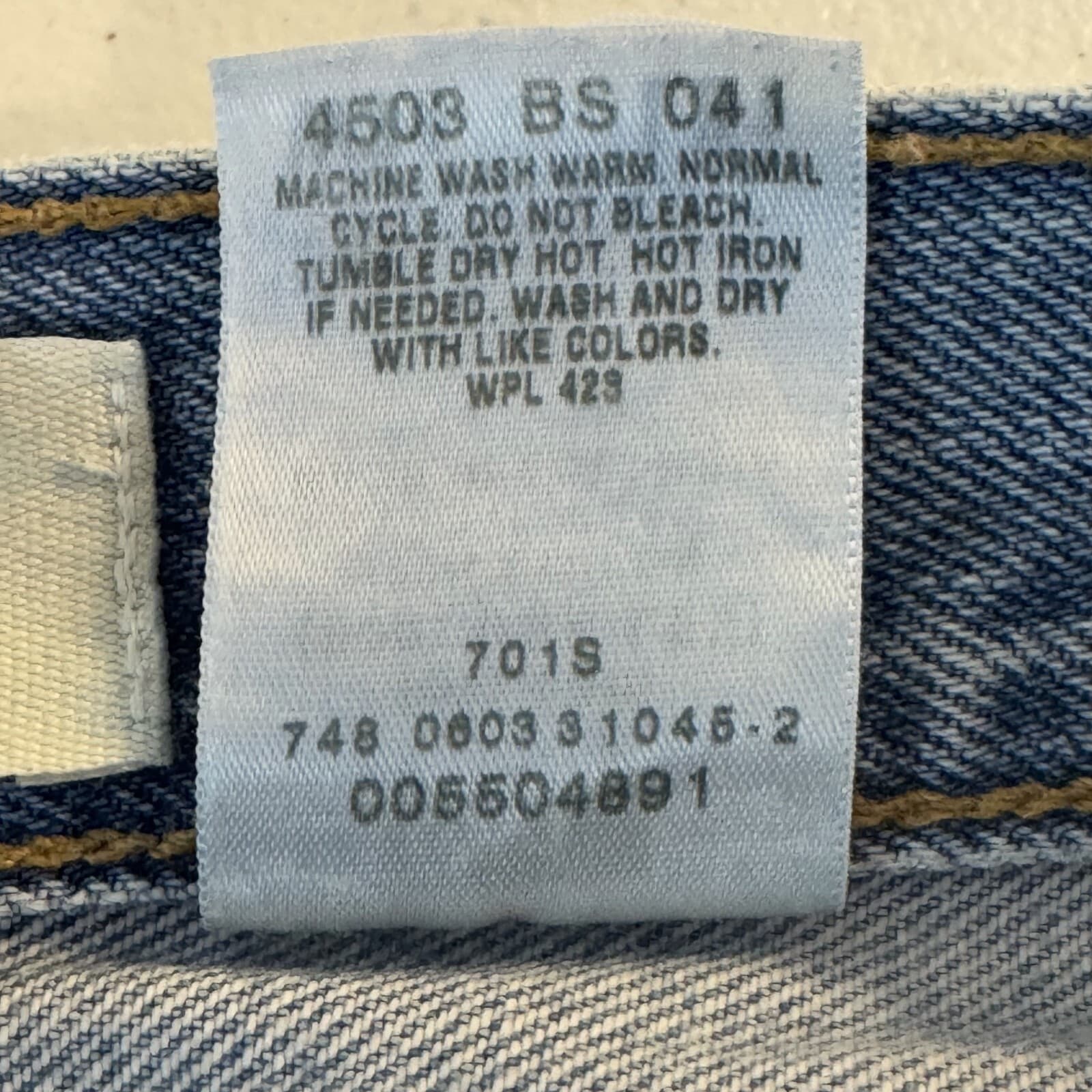 Vintage Levi’s 550 Men’s Jeans 34x31 Blue Denim Relaxed Fit Straight Leg - Thumbnail 12