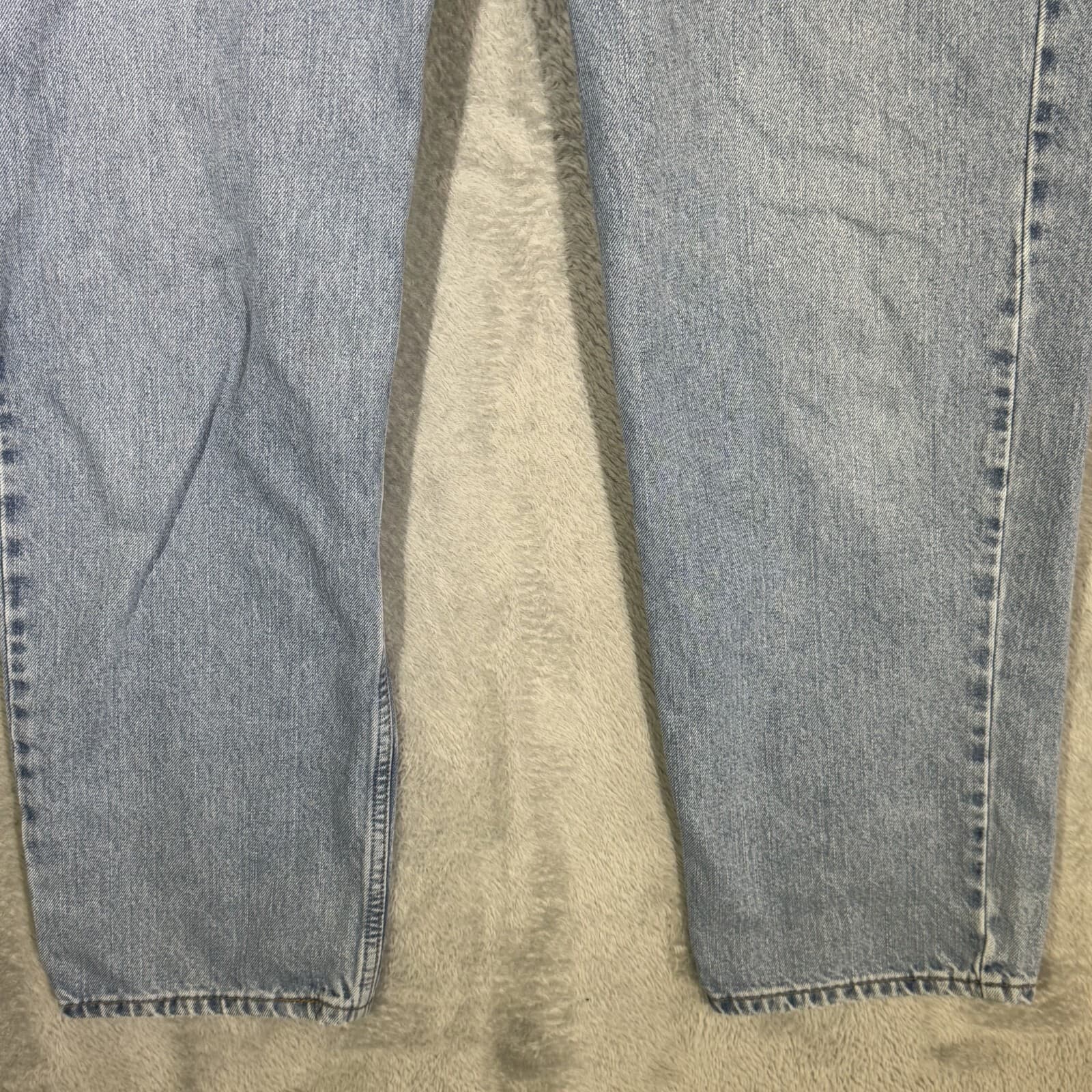 Vintage Levi’s 550 Men’s Jeans 34x31 Blue Denim Relaxed Fit Straight Leg - Thumbnail 5