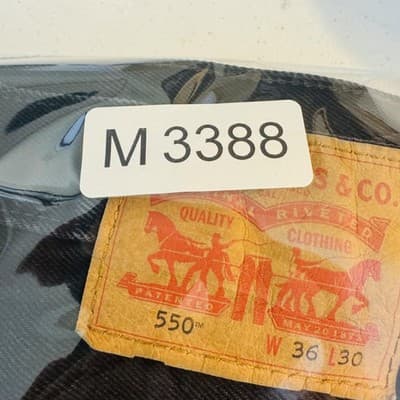 Levis 550 Jeans Mens 36x30 Black Dark Wash Relaxed Tapered Denim Zip Fly - Thumbnail 15