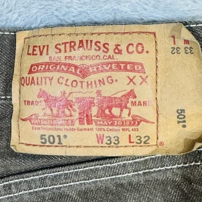 Levis 501 Jeans Mens 33x32 Black Dark Wash Straight Denim Button Fly Regular Fit - Thumbnail 7