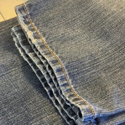 Levis 505 Jeans Mens 36x32 Medium Blue Straight Leg Regular Fit Denim Distressed - Thumbnail 9