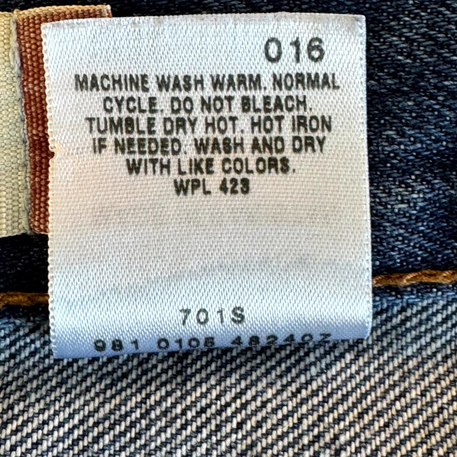 Vintage Levi’s 511 Men’s Jeans 32x32 Blue Denim Slim Fit Straight Leg - Thumbnail 13