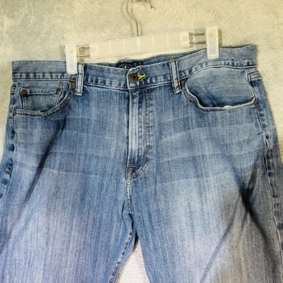 Lucky Brand 361 Vintage Straight Jeans Mens 38x32 Blue Light Wash Denim - Thumbnail 3