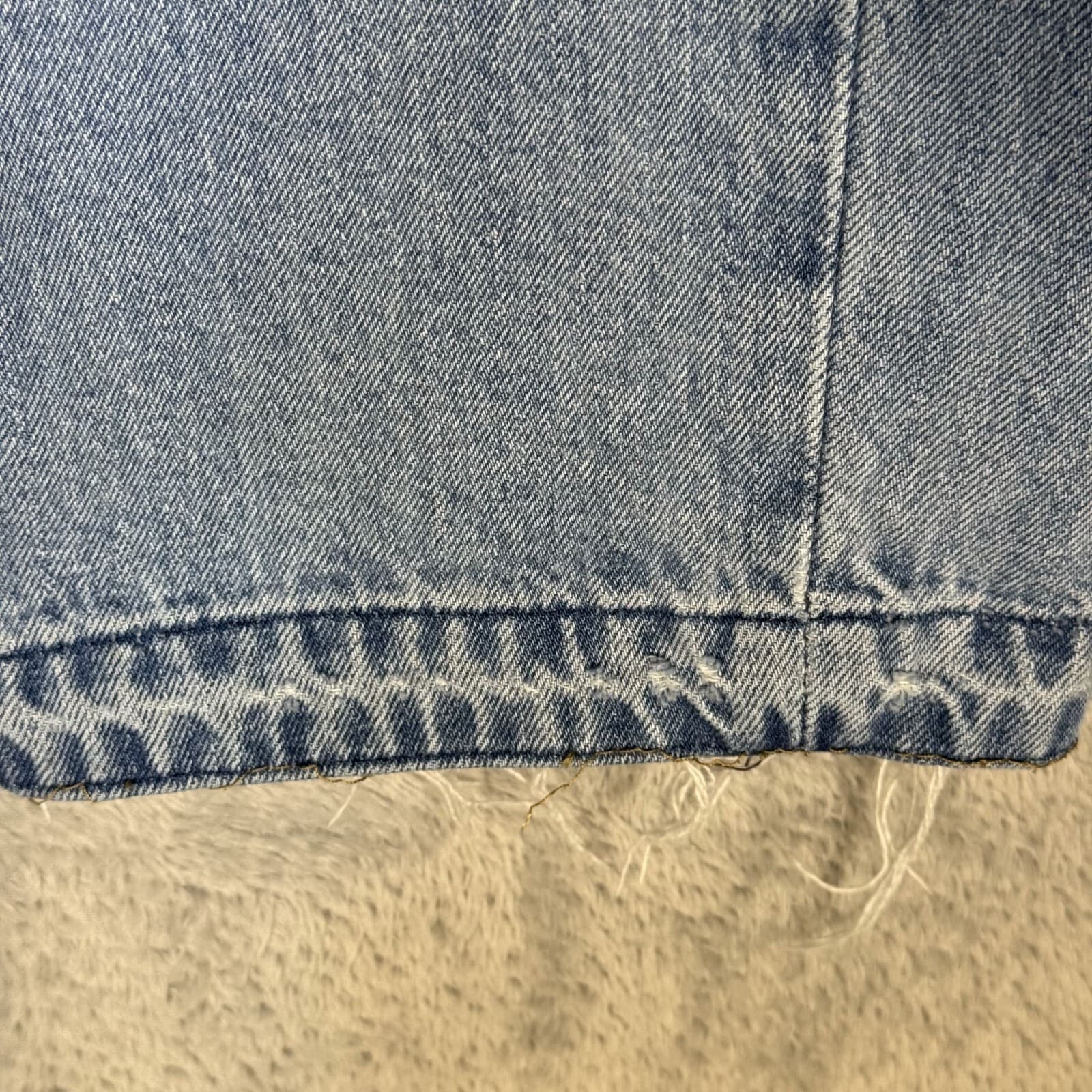 Levi's 550 Men Jeans 33x30 Blue Denim Mid-Rise Relaxed Fit Straight Leg Zip Fly - Thumbnail 4