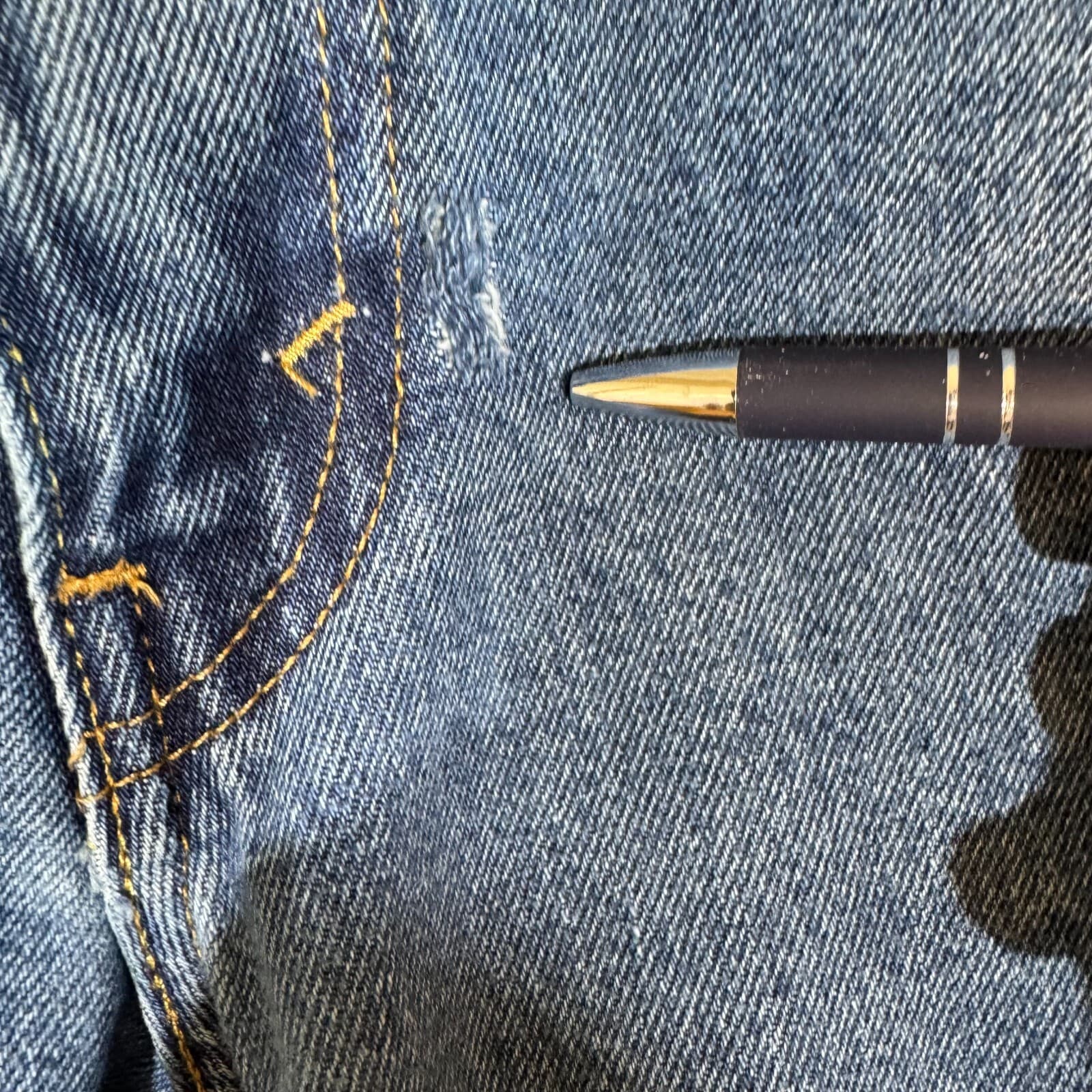 Levi's 550 Men's Jeans 36X34 Blue Denim Mid-Rise Relaxed Fit - Thumbnail 3