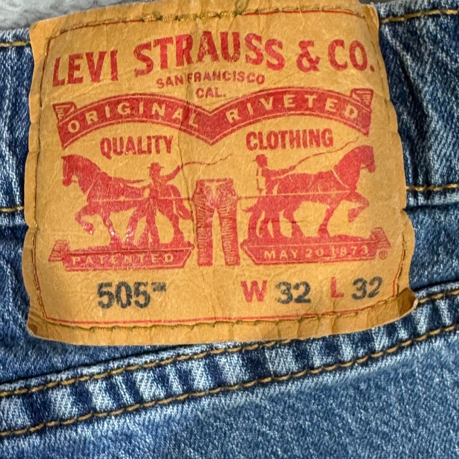 Levis 505 Jeans Mens 32x32 Regular Fit Straight Leg Blue Denim Zip Fly Classic - Thumbnail 9