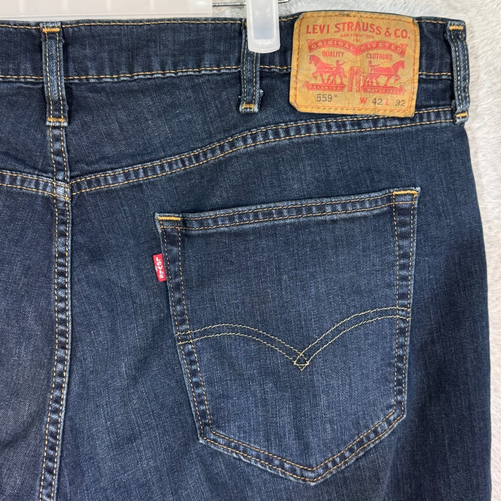 Levi’s 559 Men’s Jeans 42x32 Blue Denim 100% Cotton High-Rise Straight Leg - Thumbnail 7