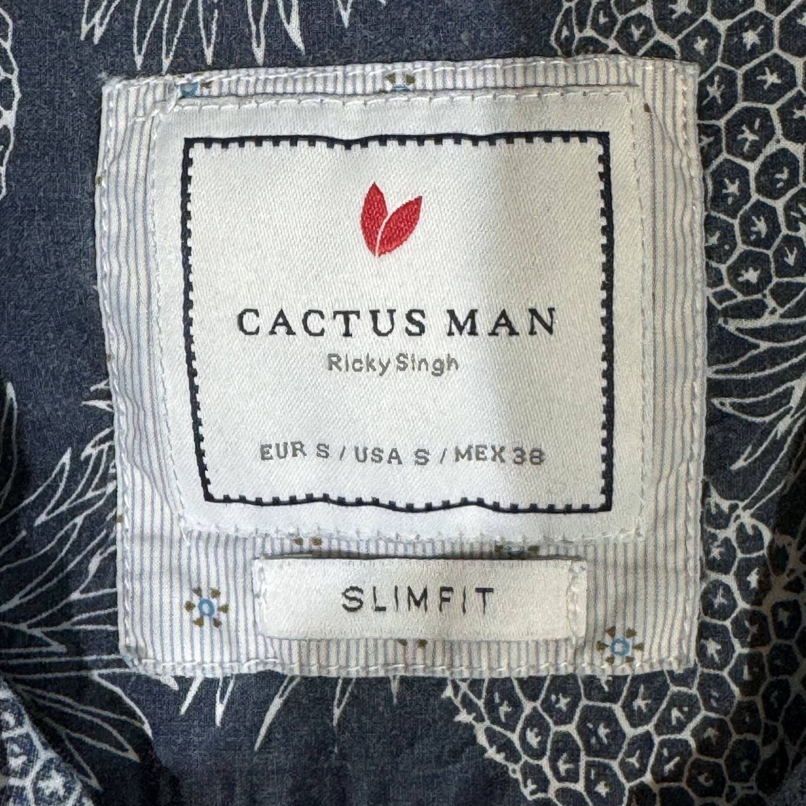Cactus Man Men’s S Navy Pineapple Print Slim Cotton Button-Up Shirt – M570 - Thumbnail 7