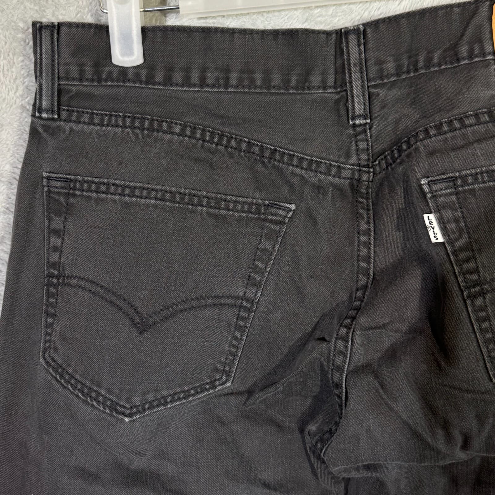 Levis 505 Jeans Mens 33x32 Black Regular Fit Straight Leg Denim Zip Fly Classic - Thumbnail 6