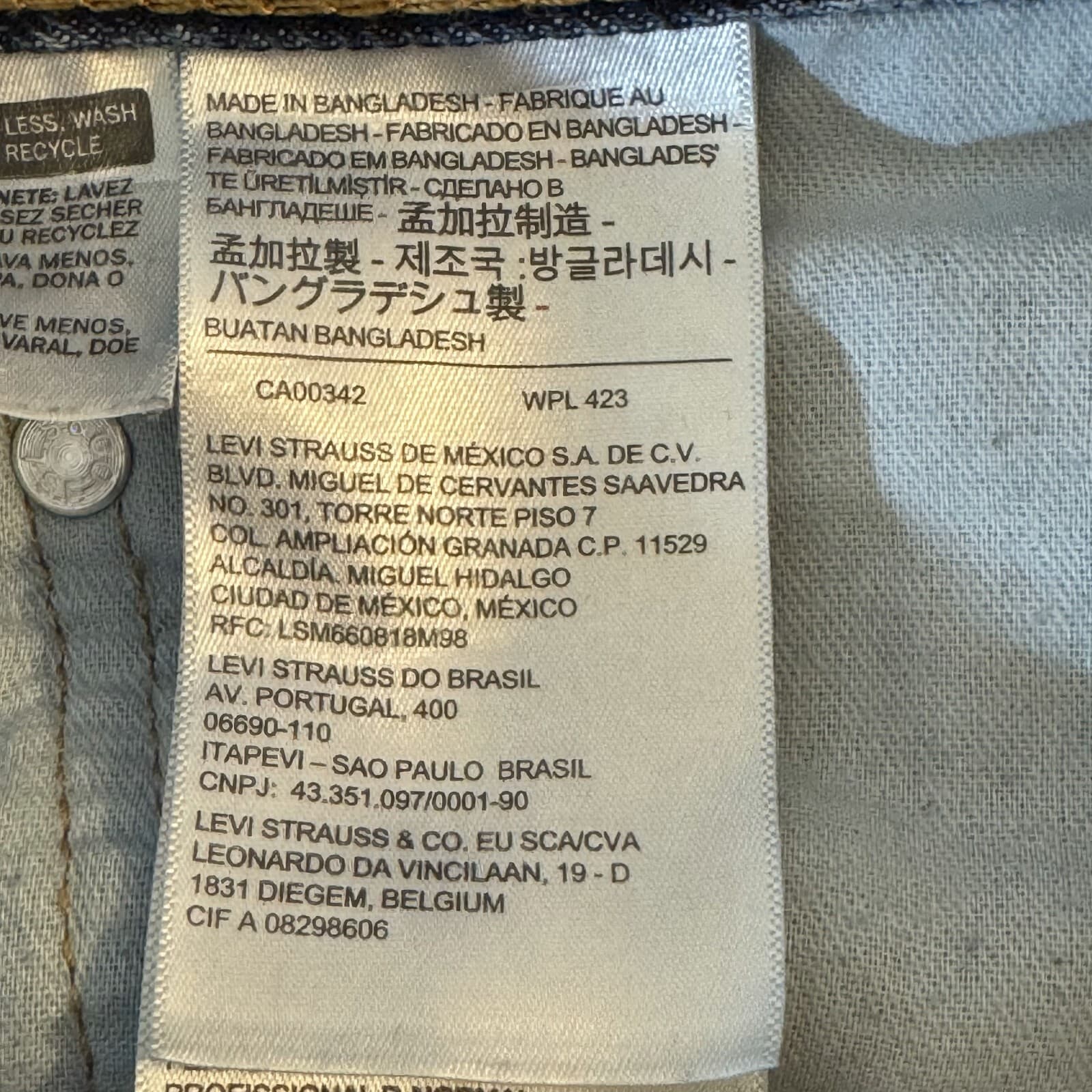 Levi's 550 Jeans Mens 36x34 Blue Denim Relaxed Fit Tapered Leg Mid Rise Zip Fly - Thumbnail 6