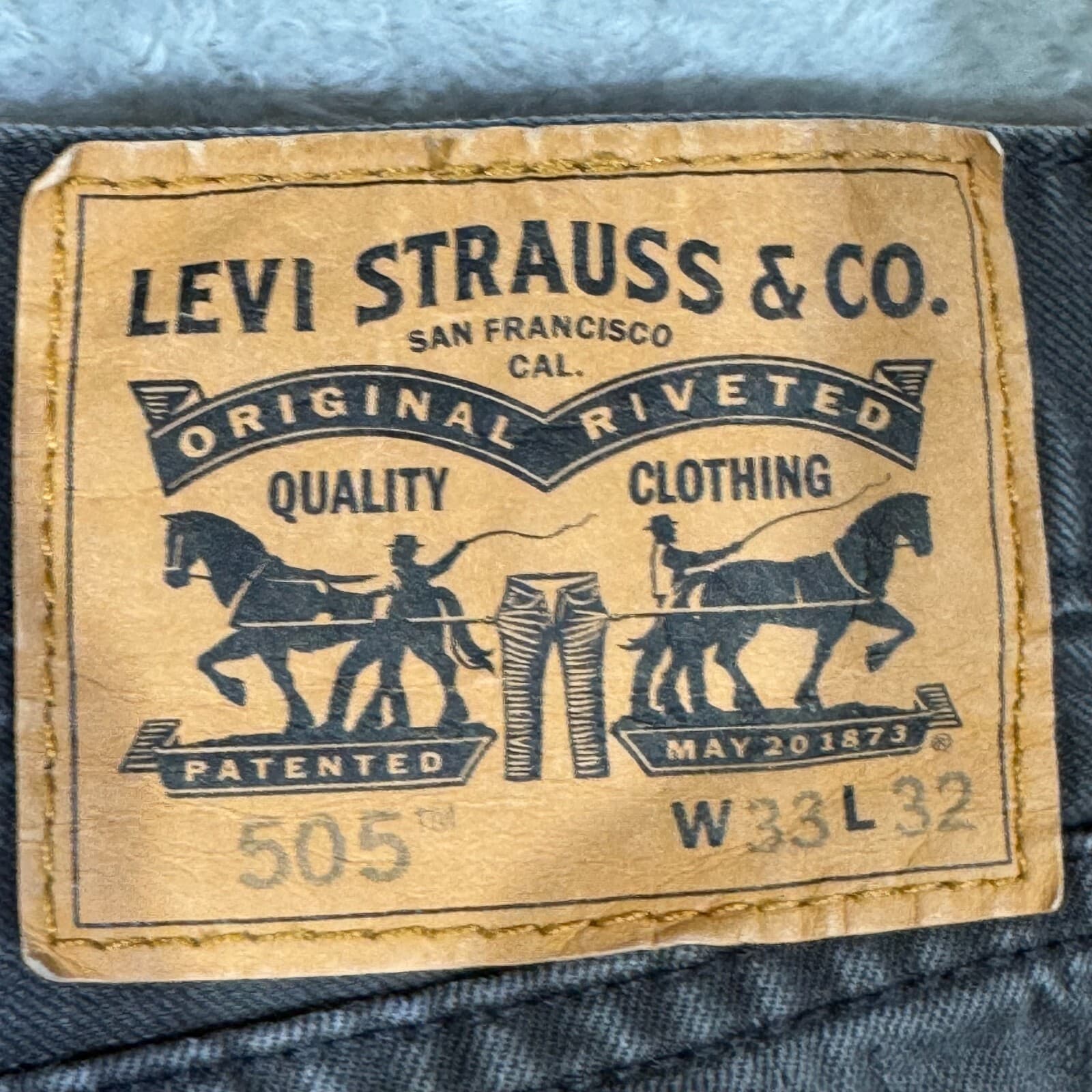 Levis 505 Jeans Mens 33x32 Black Regular Fit Straight Leg Denim Zip Fly Classic - Thumbnail 10
