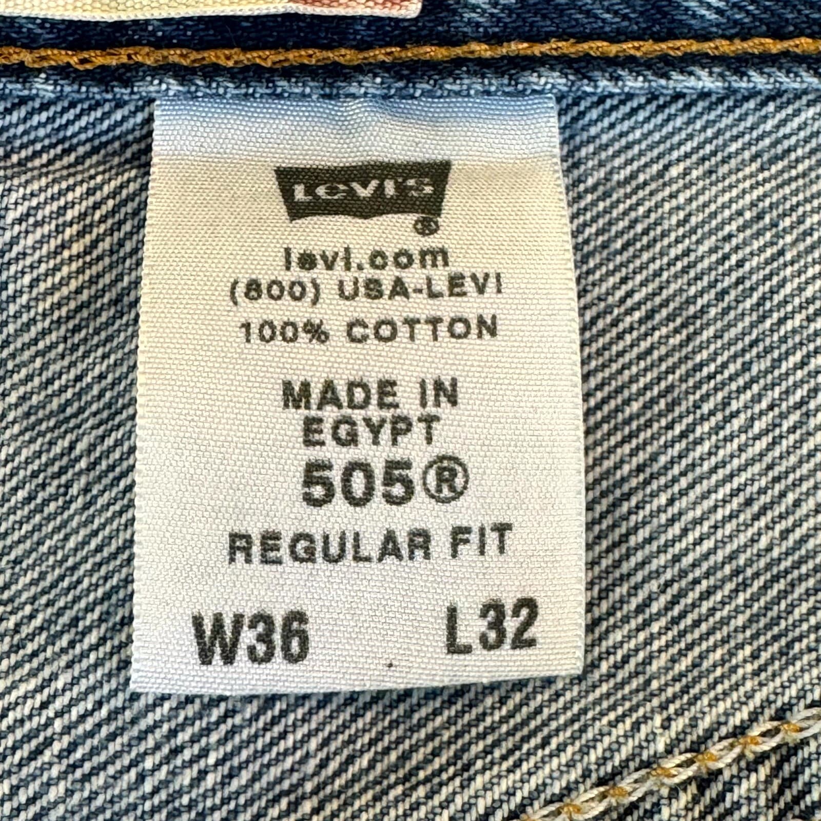 Vintage Levi's 505 Jeans Mens 36x32 Blue Denim Regular Fit Straight Leg Zip Fly - Thumbnail 4