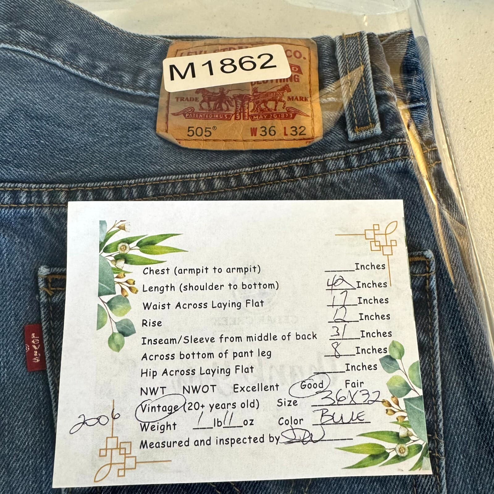 Vintage Levi's 505 Jeans Mens 36x32 Blue Denim Regular Fit Straight Leg Zip Fly - Thumbnail 9