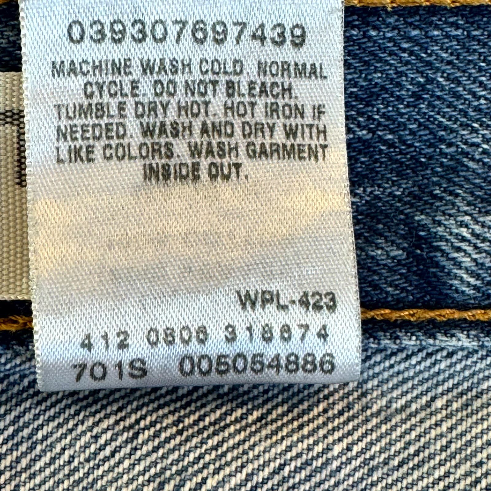 Vintage Levi's 505 Jeans Mens 36x32 Blue Denim Regular Fit Straight Leg Zip Fly - Thumbnail 6