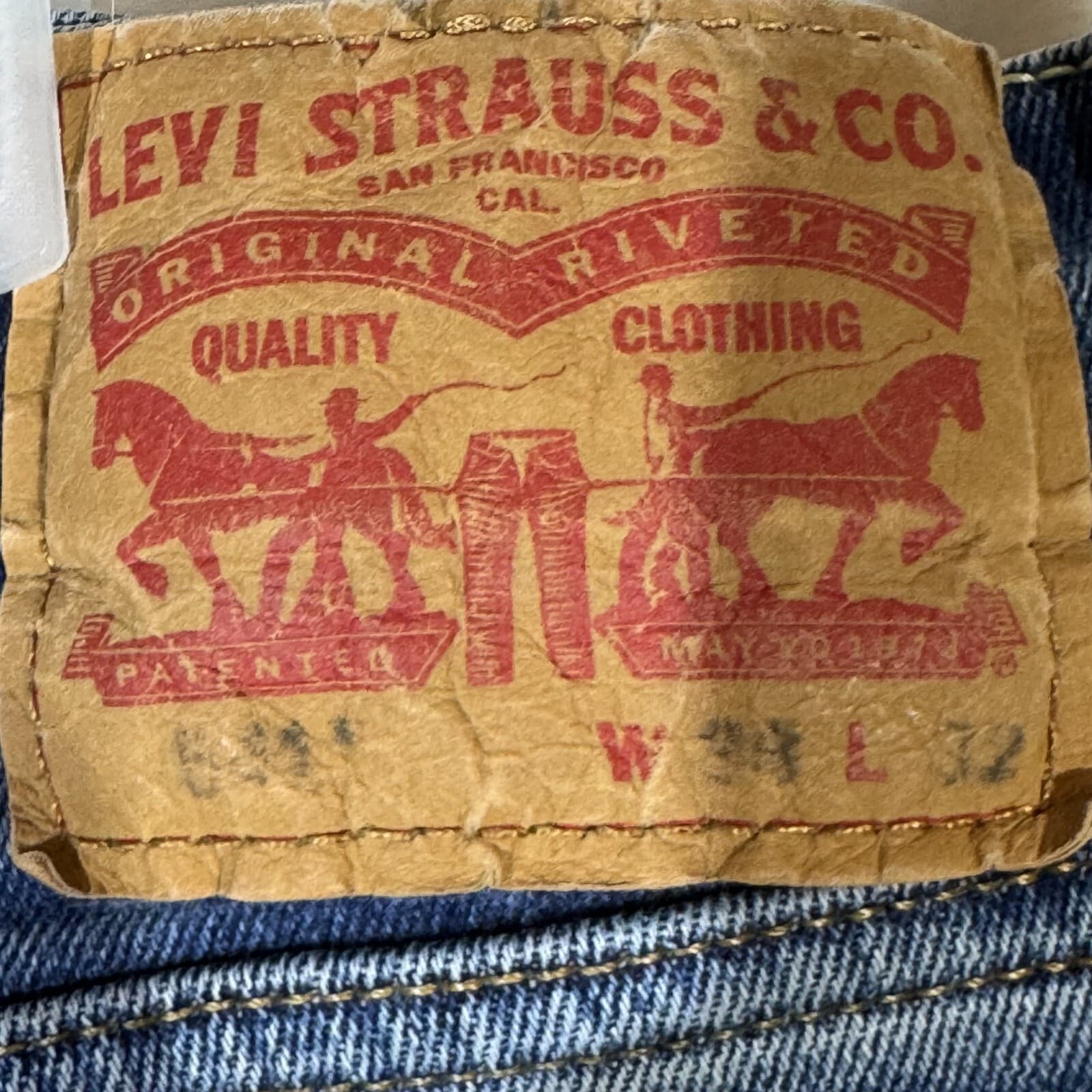 Levis Jeans Mens 38x32 Blue Denim Straight Leg 100 Percent Cotton Mid Rise Zip F - Thumbnail 11