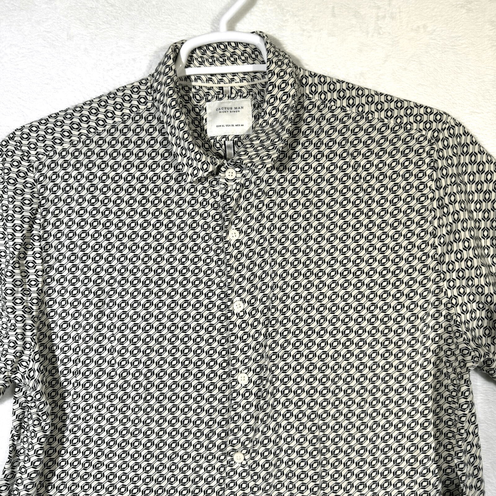 Cactus Man Men’s XL Cream Geometric Print Short-Sleeve Viscose Shirt M505 - Thumbnail 5