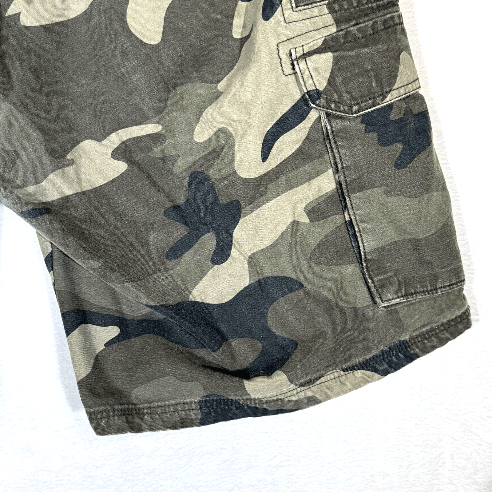 Lincoln Outfitters Cargo Shorts Mens 42 Green Camo 100 Percent Cotton Utility - Thumbnail 10