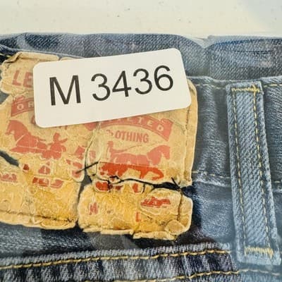 Levis Jeans Mens 33x30 Blue Medium Wash Straight Denim Zip Fly Regular Fit - Thumbnail 15