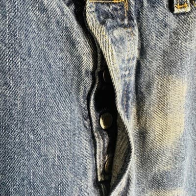 Levis 501 Jeans Mens 34x32 Blue Medium Wash Straight Denim Button Fly Classic - Thumbnail 7