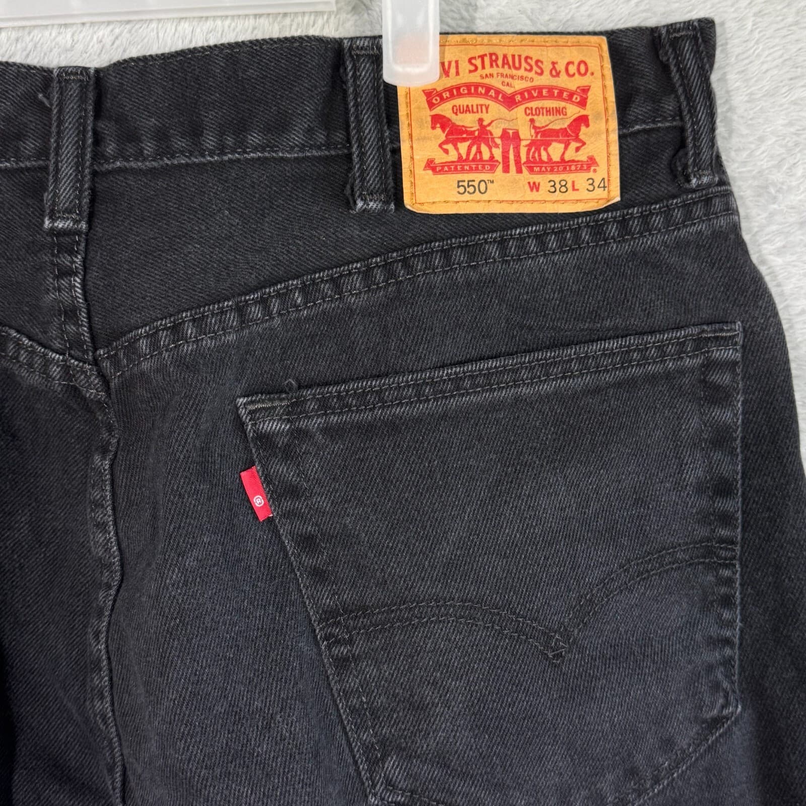 Levi’s 550 Jeans Men 38x34 Black Denim Dark Wash Mid Rise Relaxed Straight - Thumbnail 7