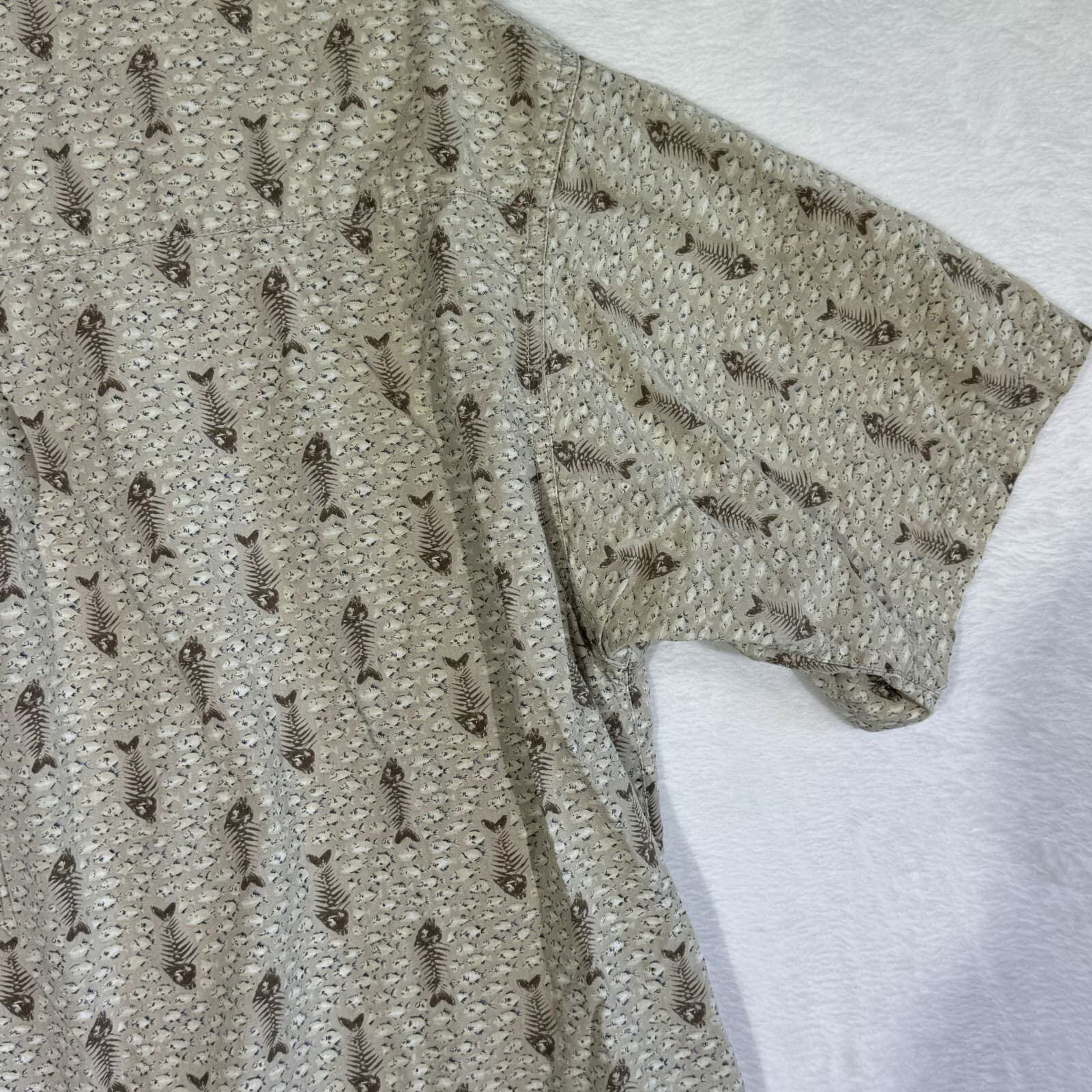 Columbia Men’s XL Brown Fish Skull Print Short-Sleeve Button-Down Shirt M592 - Thumbnail 13