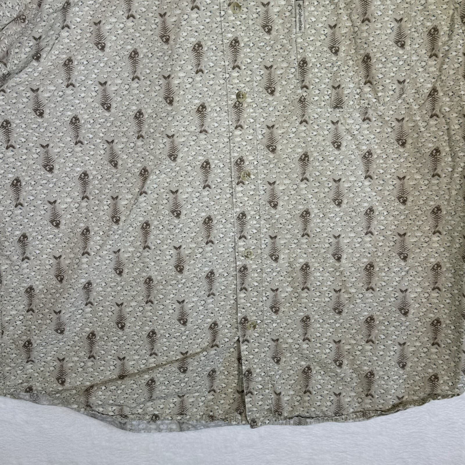 Columbia Men’s XL Brown Fish Skull Print Short-Sleeve Button-Down Shirt M592 - Thumbnail 10