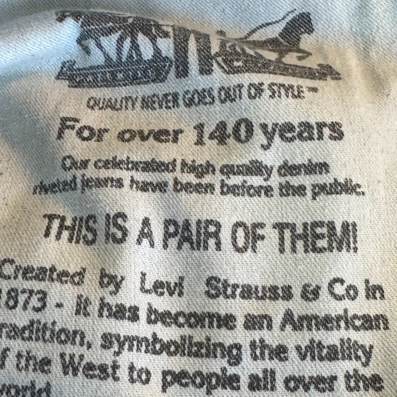 Levi’s 550 Jeans Men 38x34 Black Denim Dark Wash Mid Rise Relaxed Straight - Thumbnail 10