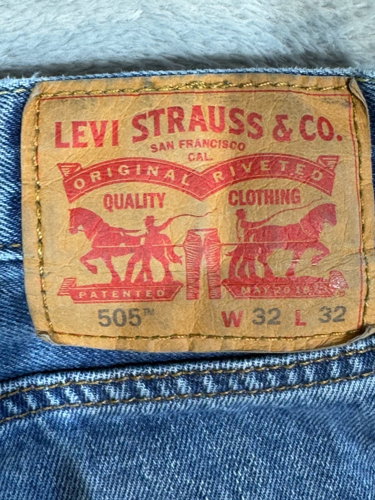Levi's 505 Jeans Mens 32x32 Regular Fit Mid Rise Blue Denim Straight Stonewash - Thumbnail 11