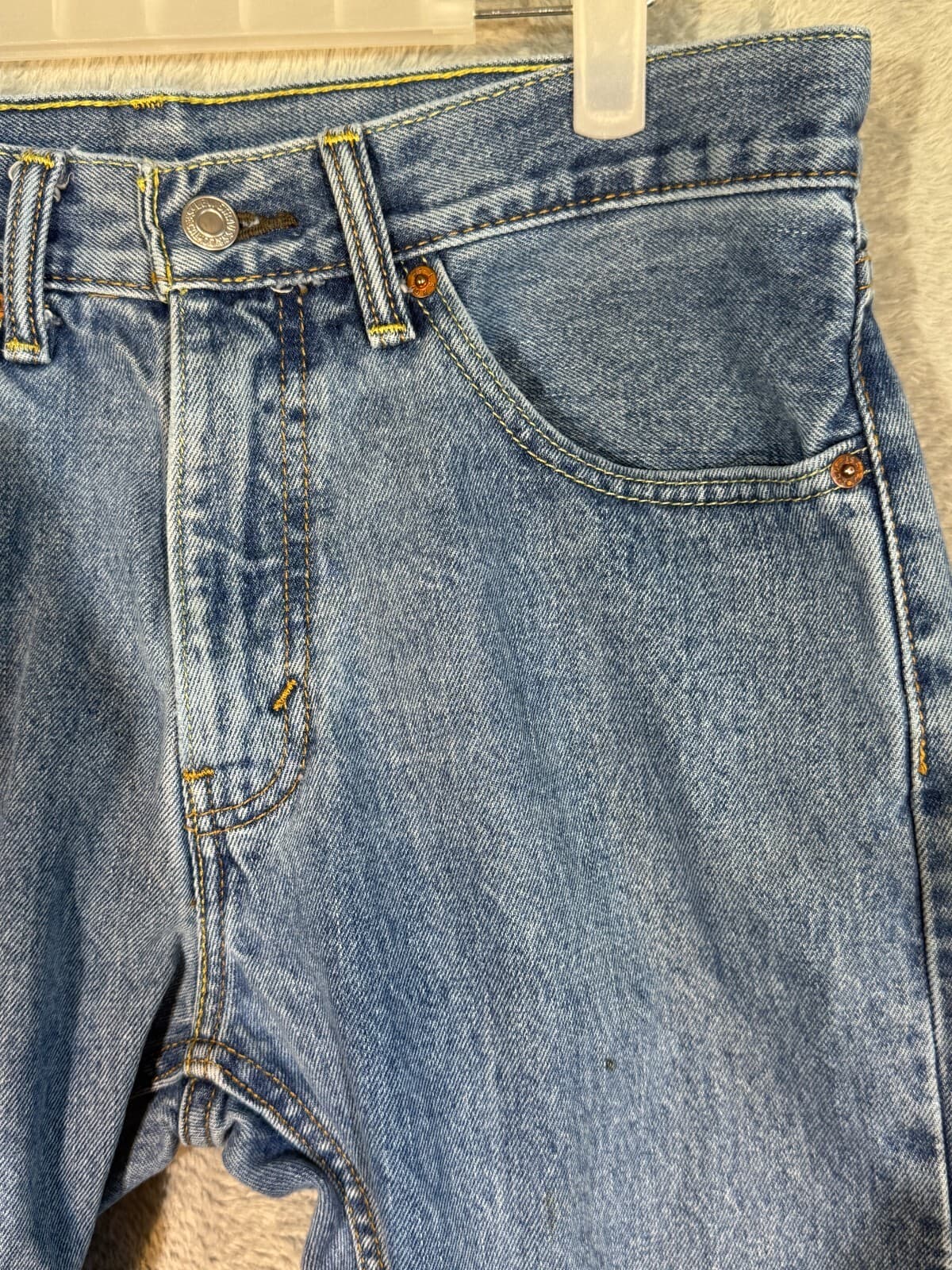 Levi's 505 Jeans Mens 32x32 Regular Fit Mid Rise Blue Denim Straight Stonewash - Thumbnail 4