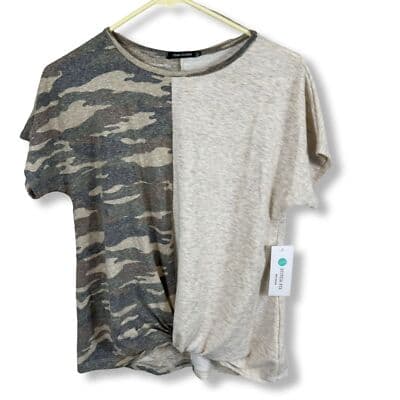 Pink Clover Women’s Olive Green Camo Short Sleeve Pullover Blouse Size S W73 - Image 1