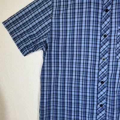 Realtree Shirt Mens Large Blue Plaid Short Sleeve Button Front Pocket Outdoor - Thumbnail 3