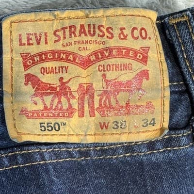 Levis 550 Jeans Mens 36x33 (38x34) Dark Wash Blue Relaxed Fit Tapered Denim - Thumbnail 3