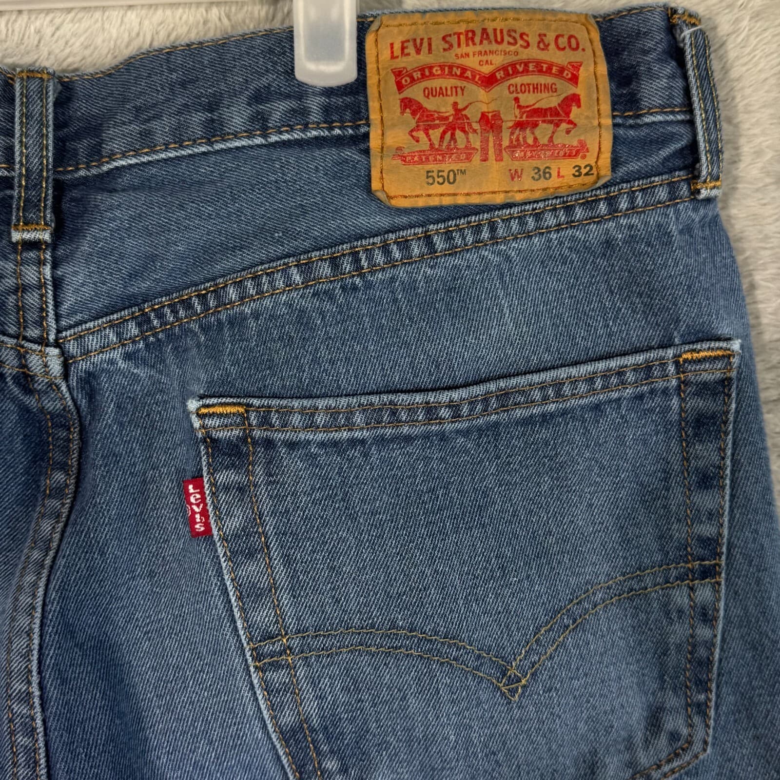 Levi’s 550 Jeans Men 36x32 Blue Denim Mid Rise Relaxed Straight Leg - Thumbnail 7