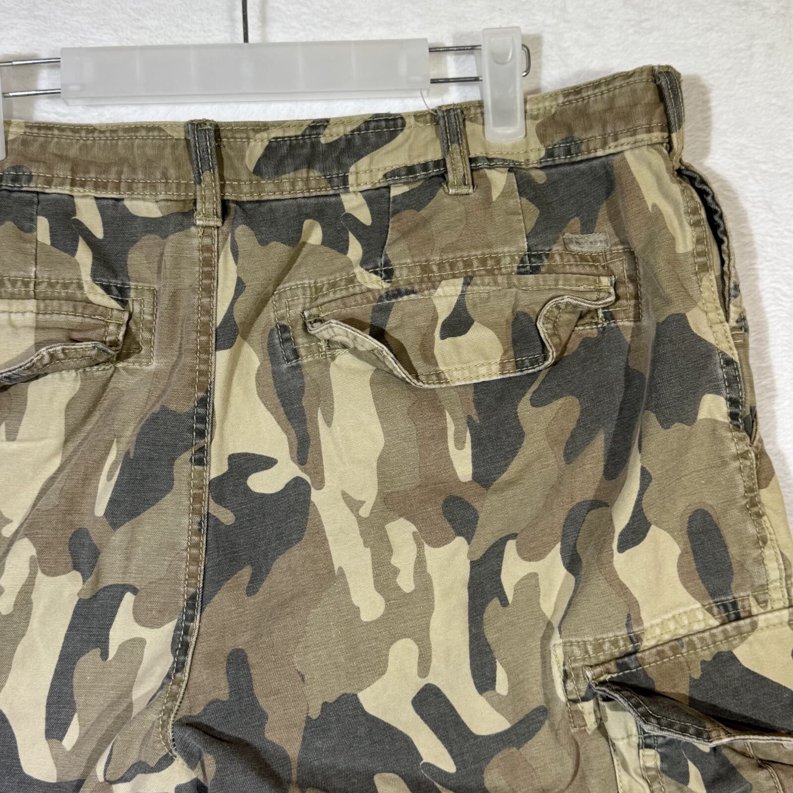 Izod Shorts Men’s 38 Green Camouflage Cargo Cotton Classic Fit High-Rise - Thumbnail 10