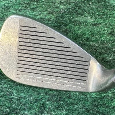 MacGregor MacOne Oversize 4 Iron Mens RH Graphite Shaft Medium Firm Flex - Thumbnail 2