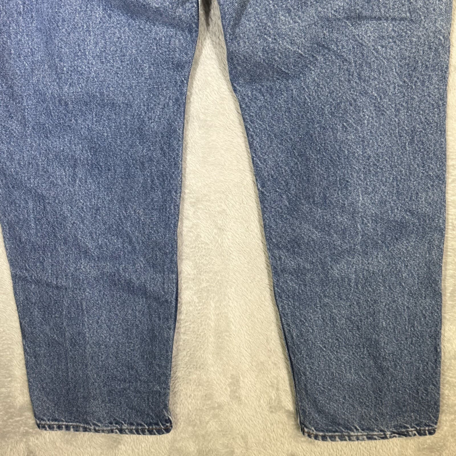 Vintage Levi’s 509 Jeans Men’s 36X30 Blue Denim Mid-Rise Straight Leg - Thumbnail 8