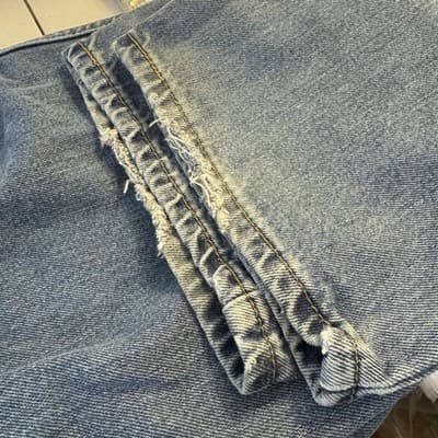 Vintage Levis 550 Jeans Mens 42x30 Blue Relaxed Tapered Frayed Denim Distressed - Thumbnail 9