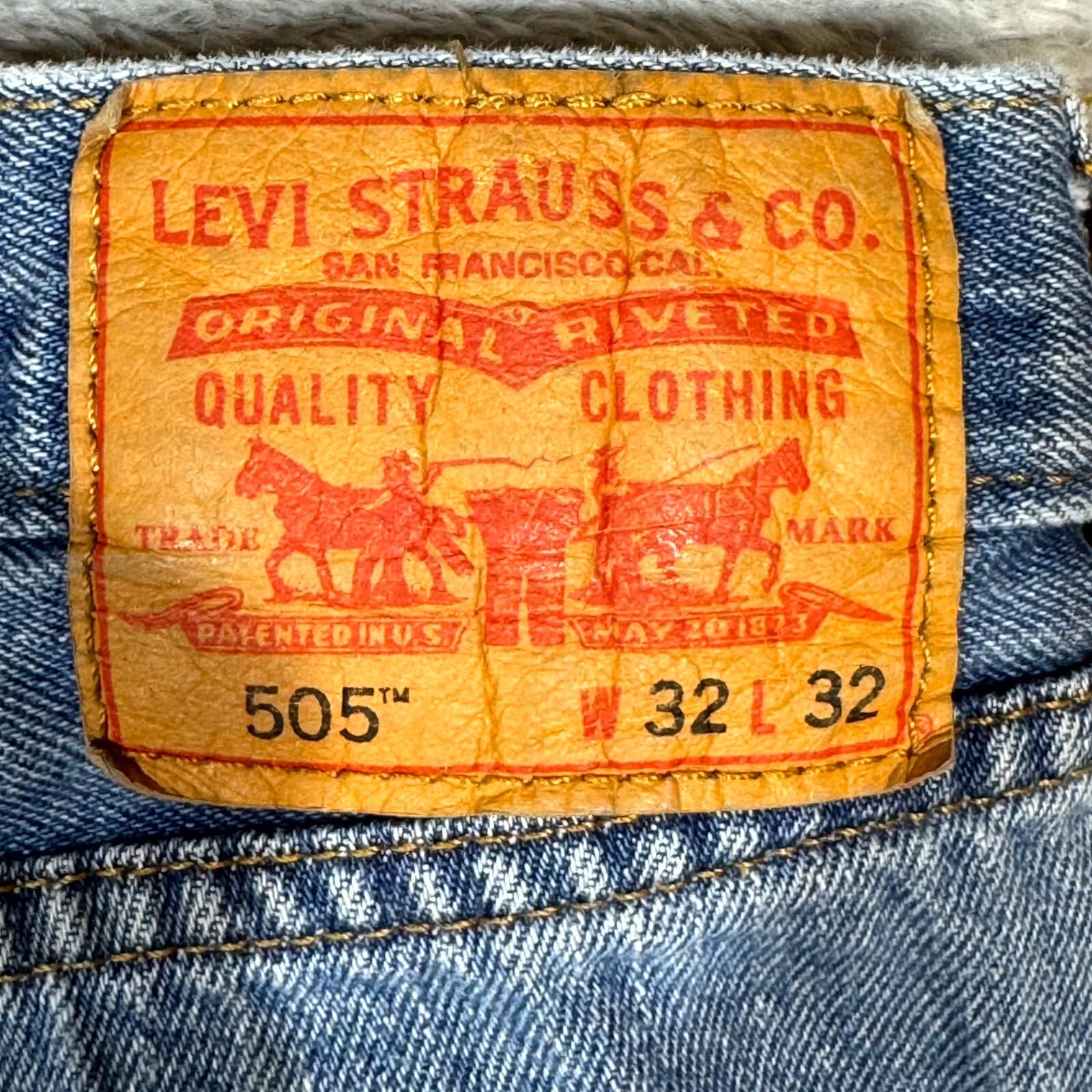 Levis 505 Jeans Mens 32x32 Regular Fit Mid Rise Blue Denim Straight Leg - Thumbnail 3