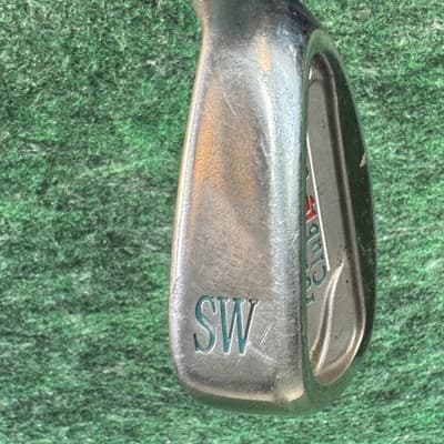 Founders Club Cavity Back SW Sand Wedge Ladies L Flex Graphite 520 RH - Thumbnail 3