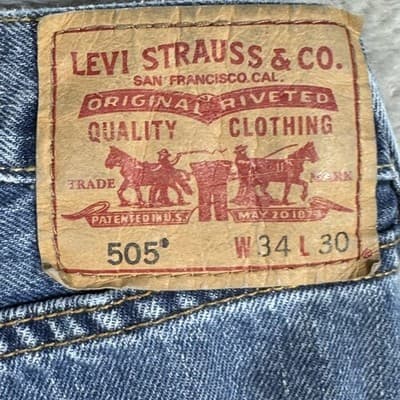 Levis 505 Jeans Mens 34x30 Blue Denim Straight Fit Medium Wash Classic Pants - Thumbnail 3