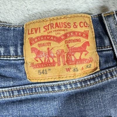 Levis 541 Jeans Mens 32x29 (31x32) Blue Athletic Taper Stretch Denim Medium Wash - Thumbnail 4