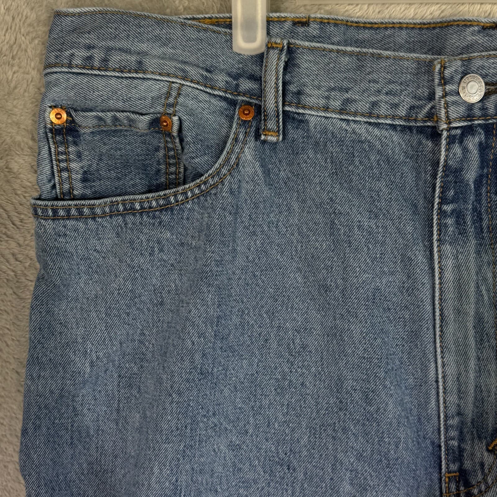 Levi’s 550 Men’s Jeans 42x29 Relaxed Straight Blue Denim Medium Wash - Thumbnail 3