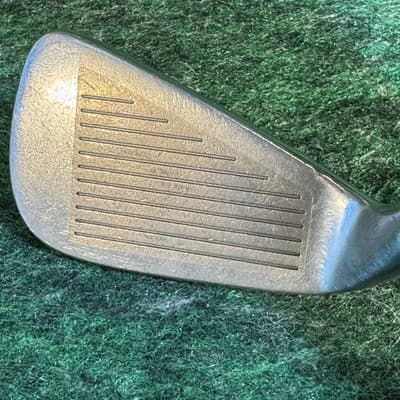 Tommy Armour 845s 4 Iron RH Steel Shaft Cavity Back Titanium Golf Club - Thumbnail 2