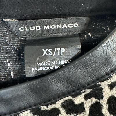 Club Monaco Blouse Women’s XS Black & White Short Sleeve Round Neck Pullover Top - Thumbnail 3
