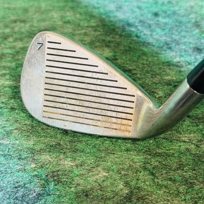 Knight Venom Low CG 7 Iron Mens RH 37 In Regular Graphite Silver Golf Club - Thumbnail 2