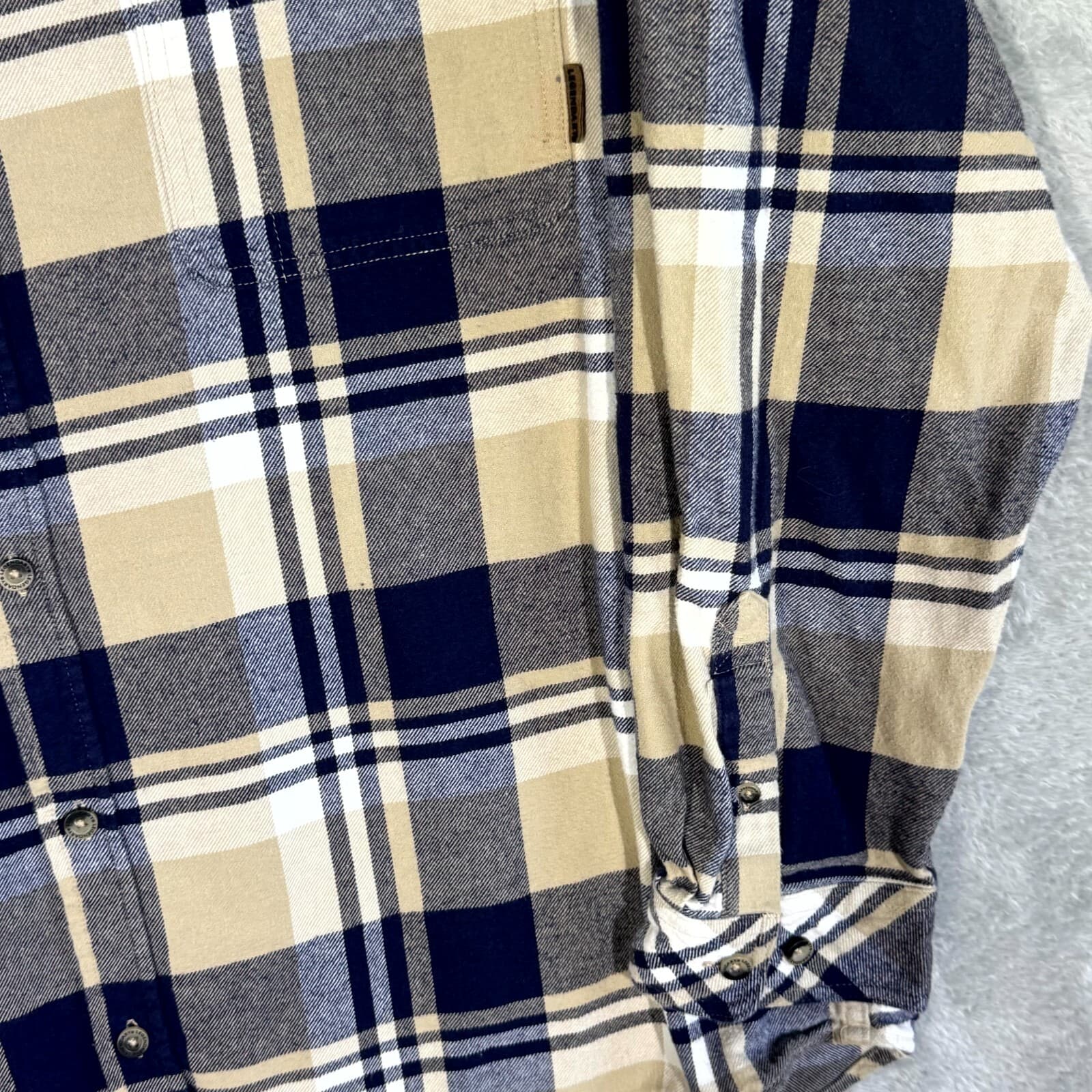 Legendary Whitetails Buck Camp Mens Button Up Shirt 2XL Navy Tan Plaid Cotton - Thumbnail 5